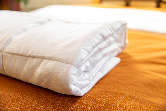 Benefits of Sleeping with Silk I J-Life International