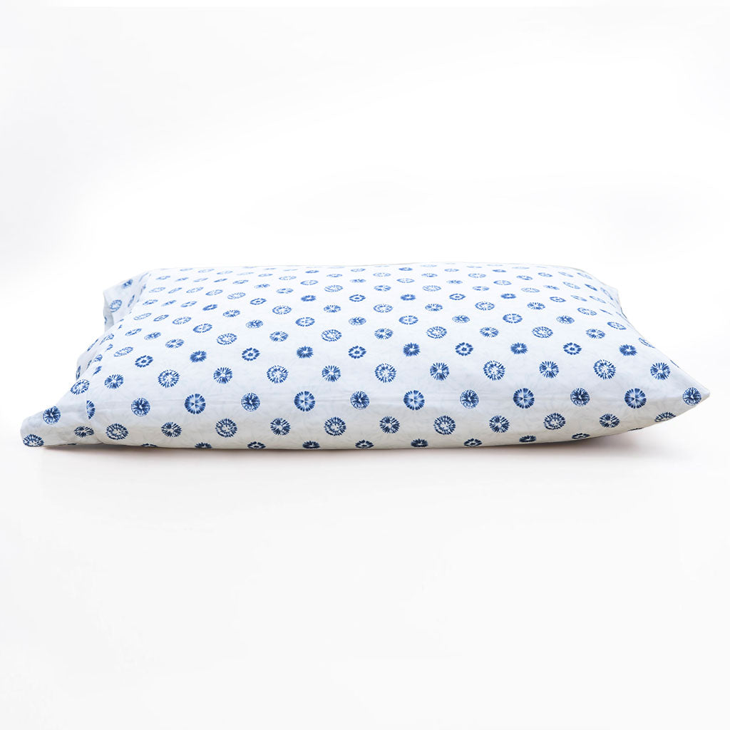 J-Life Dandelion White Pillowcase