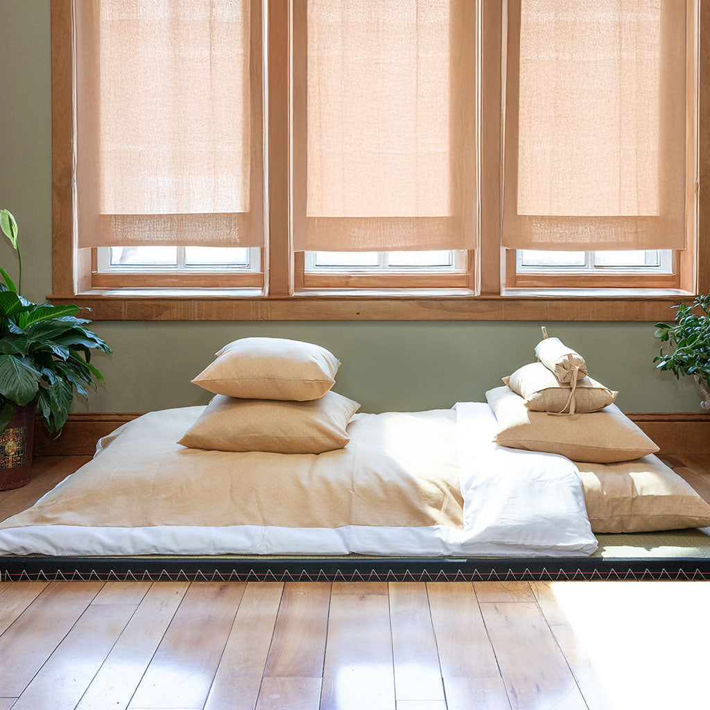 J-Life Hinode Sunrise Zabuton Floor Pillow