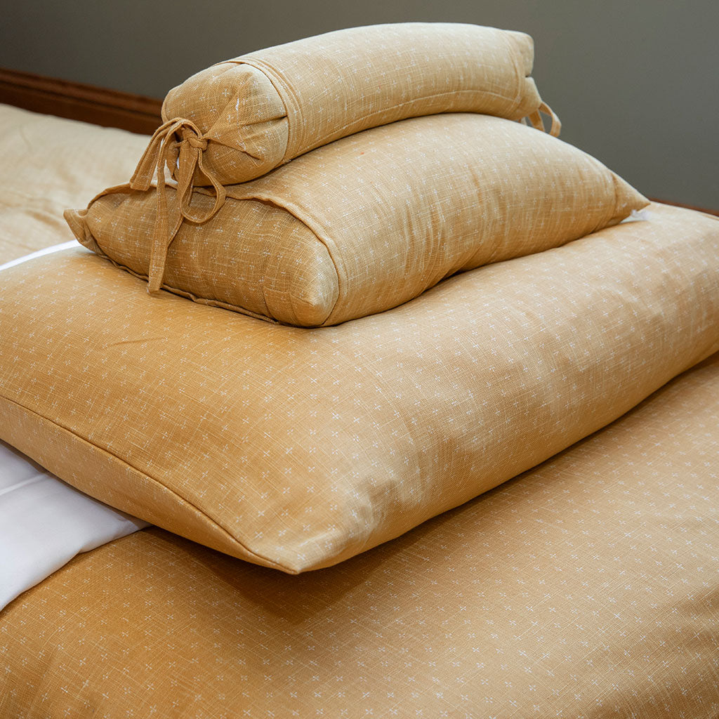 J-Life Kin Gold Pillowcase