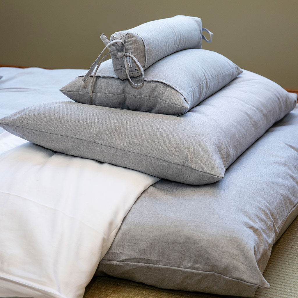 Bedding Bundle: Ainezu Gray