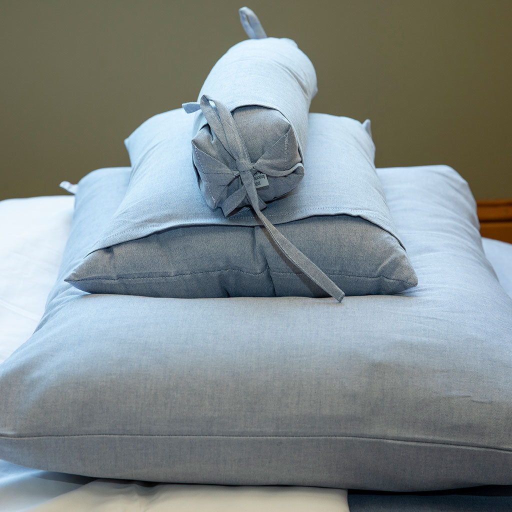 J-Life Mizuiro Blue Buckwheat Hull Pillow
