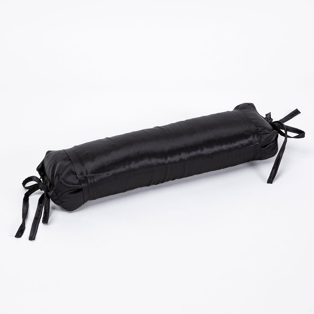 J-Life Shiruku Silk Ink Buckwheat Hull Pillow