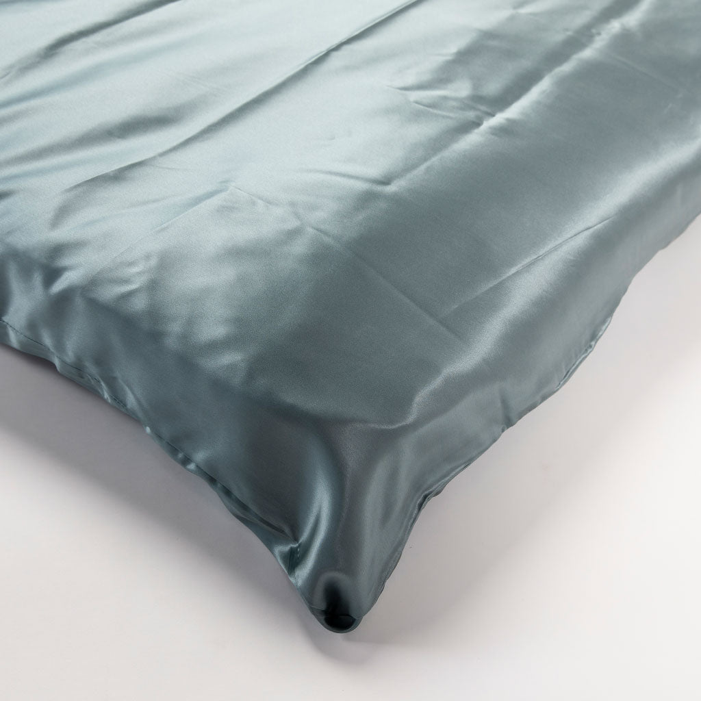 J-Life Shikifuton with Shiruku Silk Arctic Removable Cover