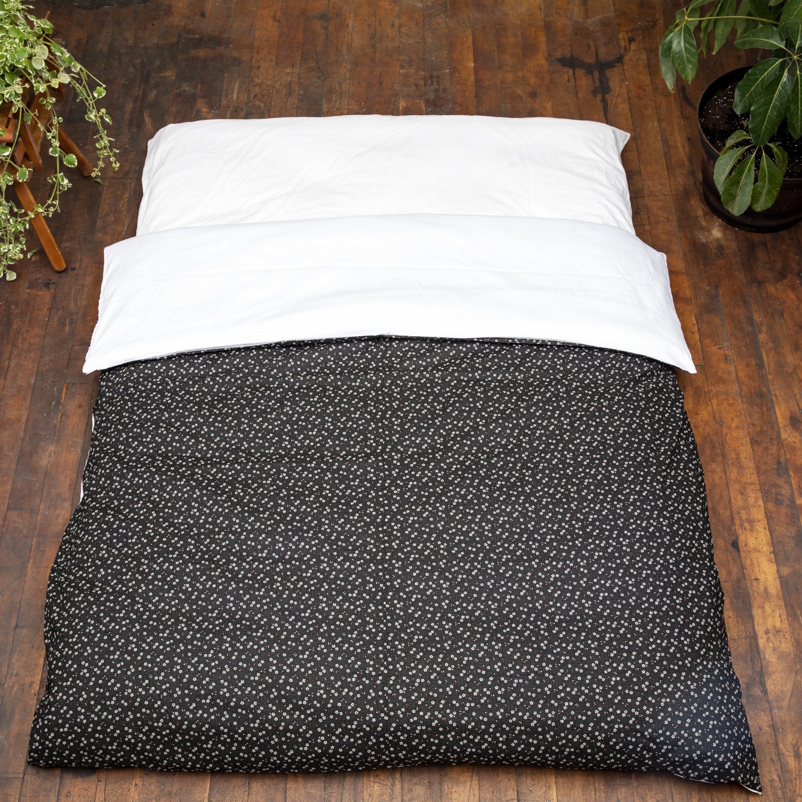 J-Life Sakura Charcoal Custom Kakefuton with Removable Cover_Kakefutons_Kakefuton with custom cover_Japan Tradition_Sleep System