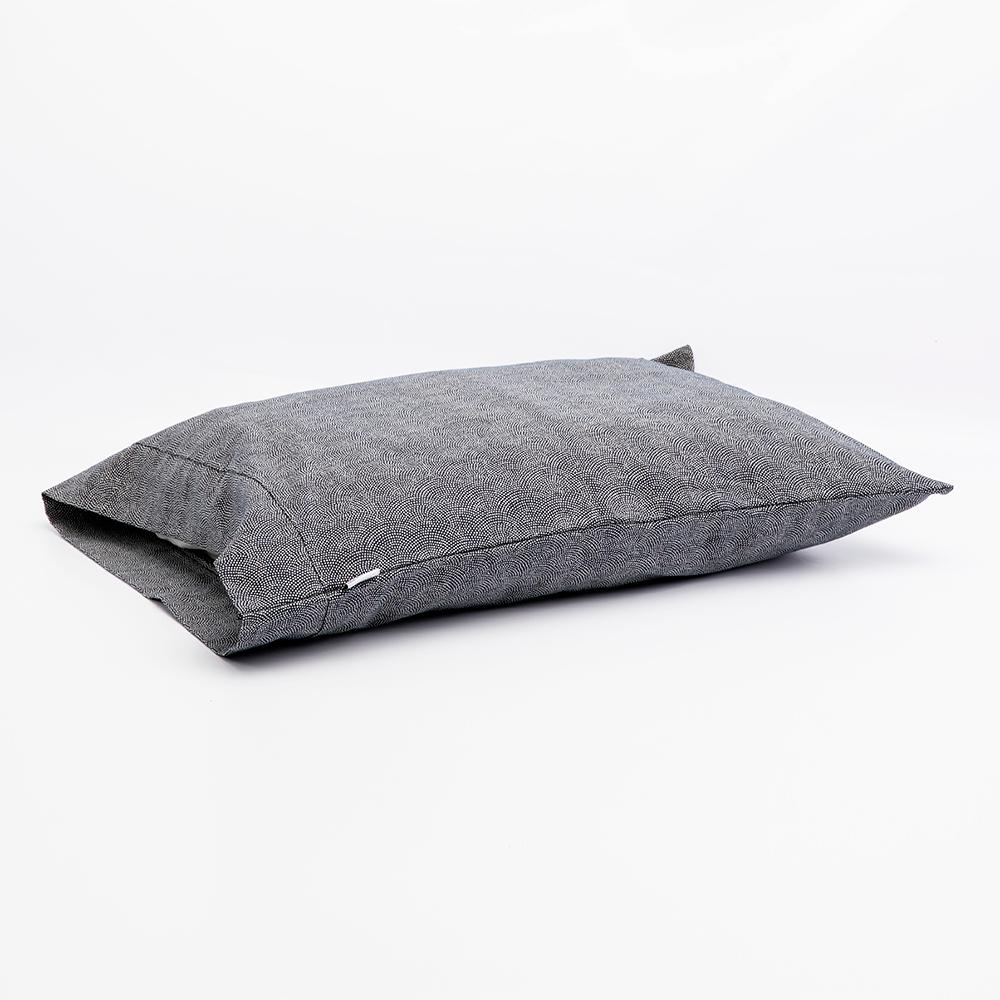 J-Life Toransu Navy Pillowcase