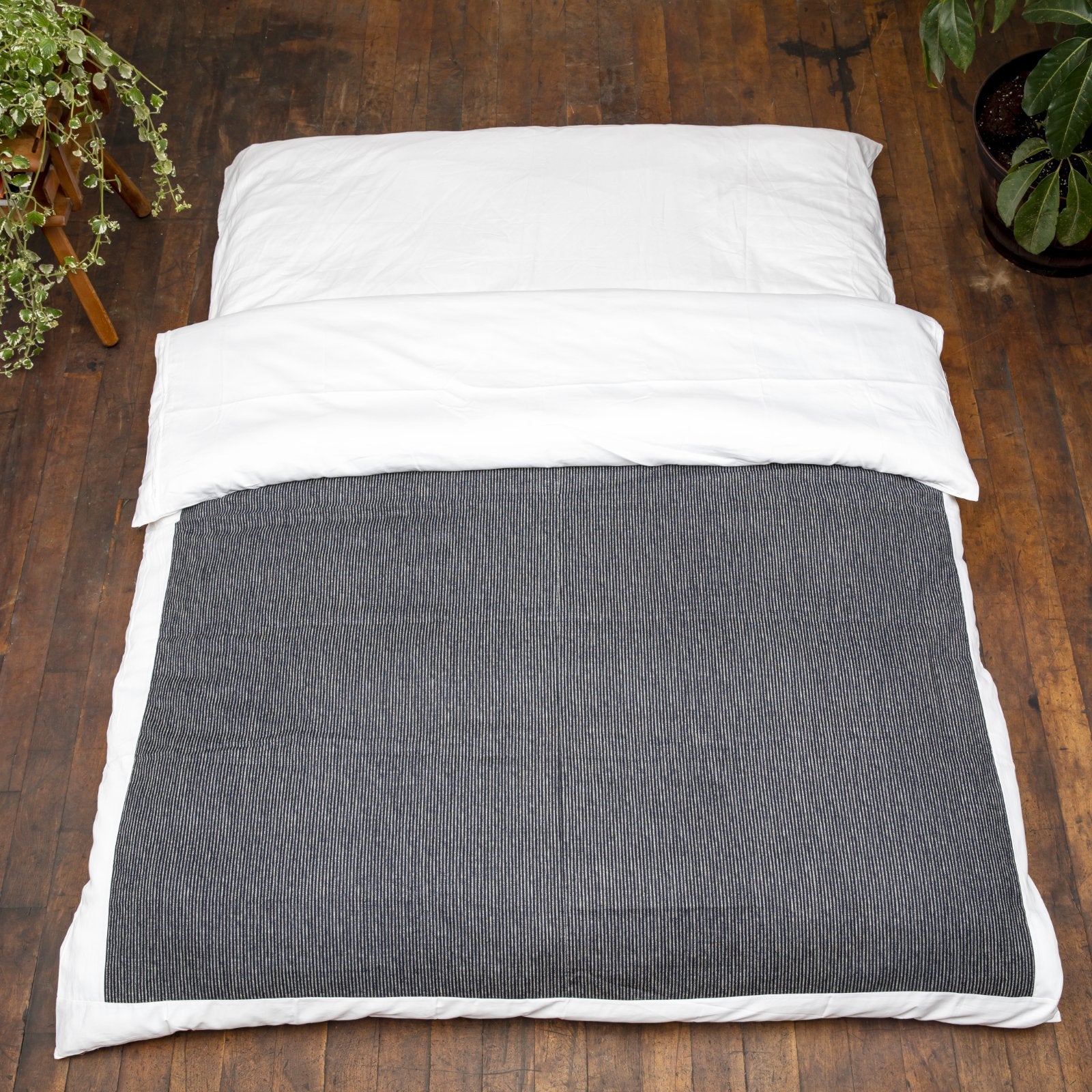 J-Life Shima Navy Custom Kakefuton with Removable Cover_Kakefutons