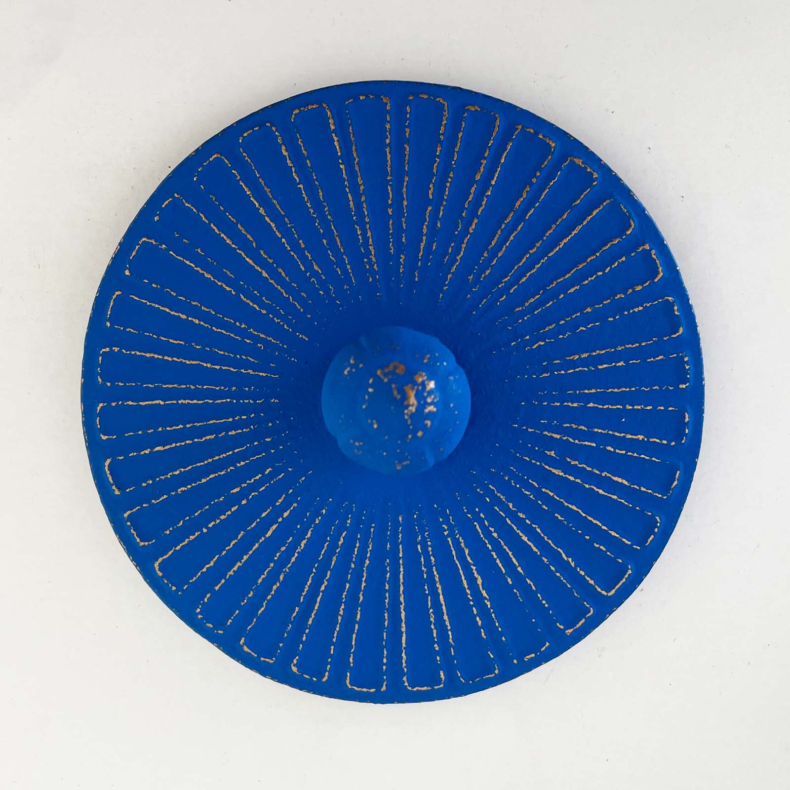 Blue and Gold Cast Iron Teapot_Lifestyle