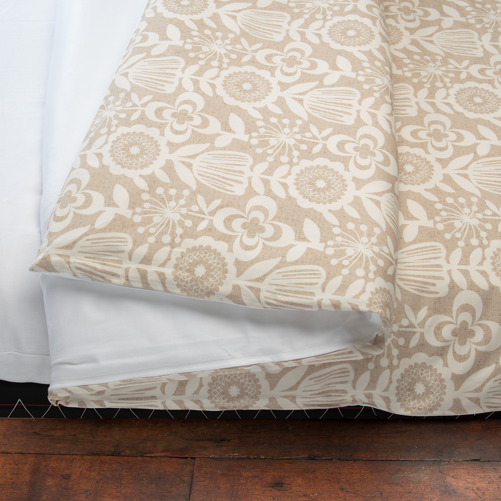 J-Life Saku Tan Custom Kakefuton with Removable Cover_Kakefutons