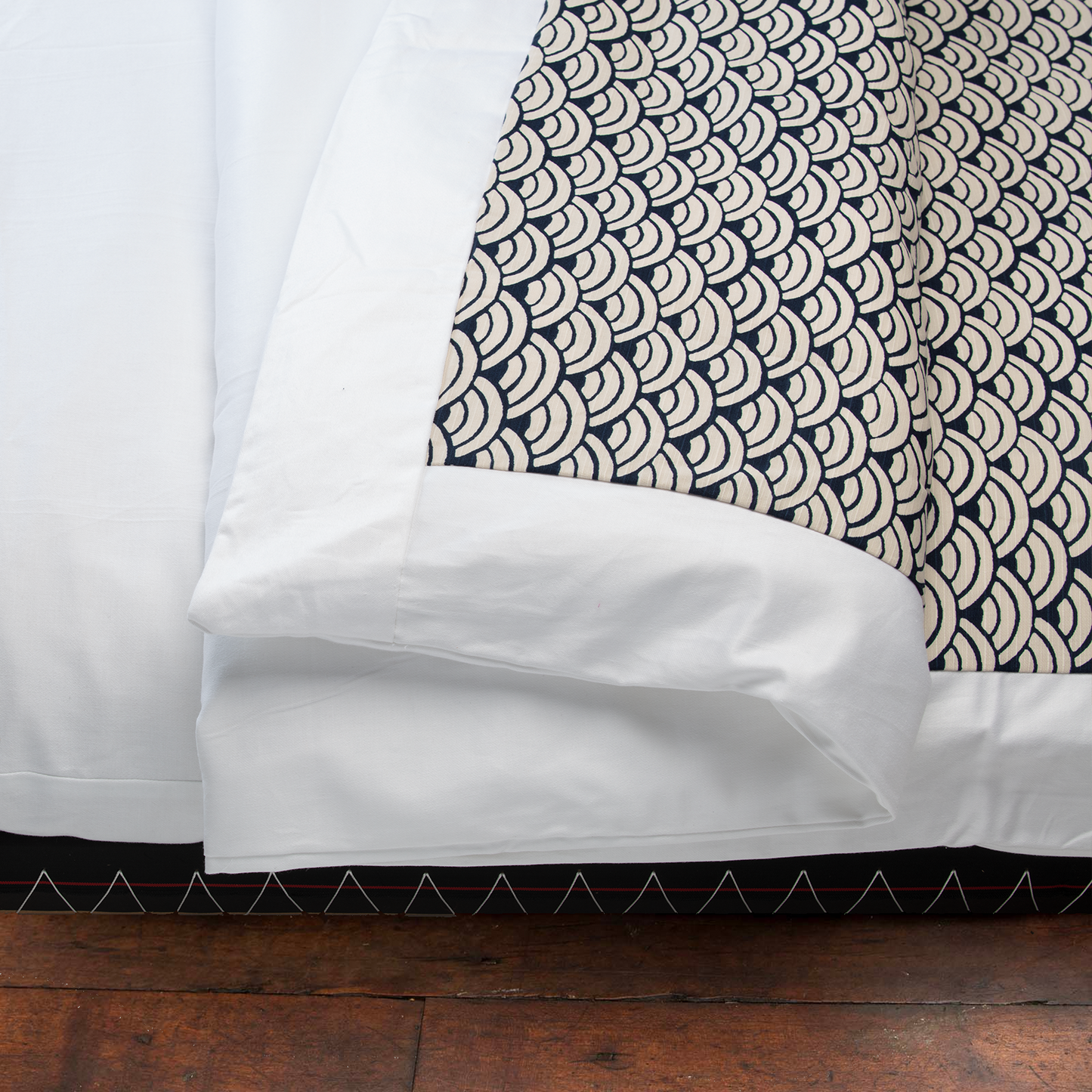 J-Life Jumbo Seika Ha Navy Custom Kakefuton with Removable Cover
