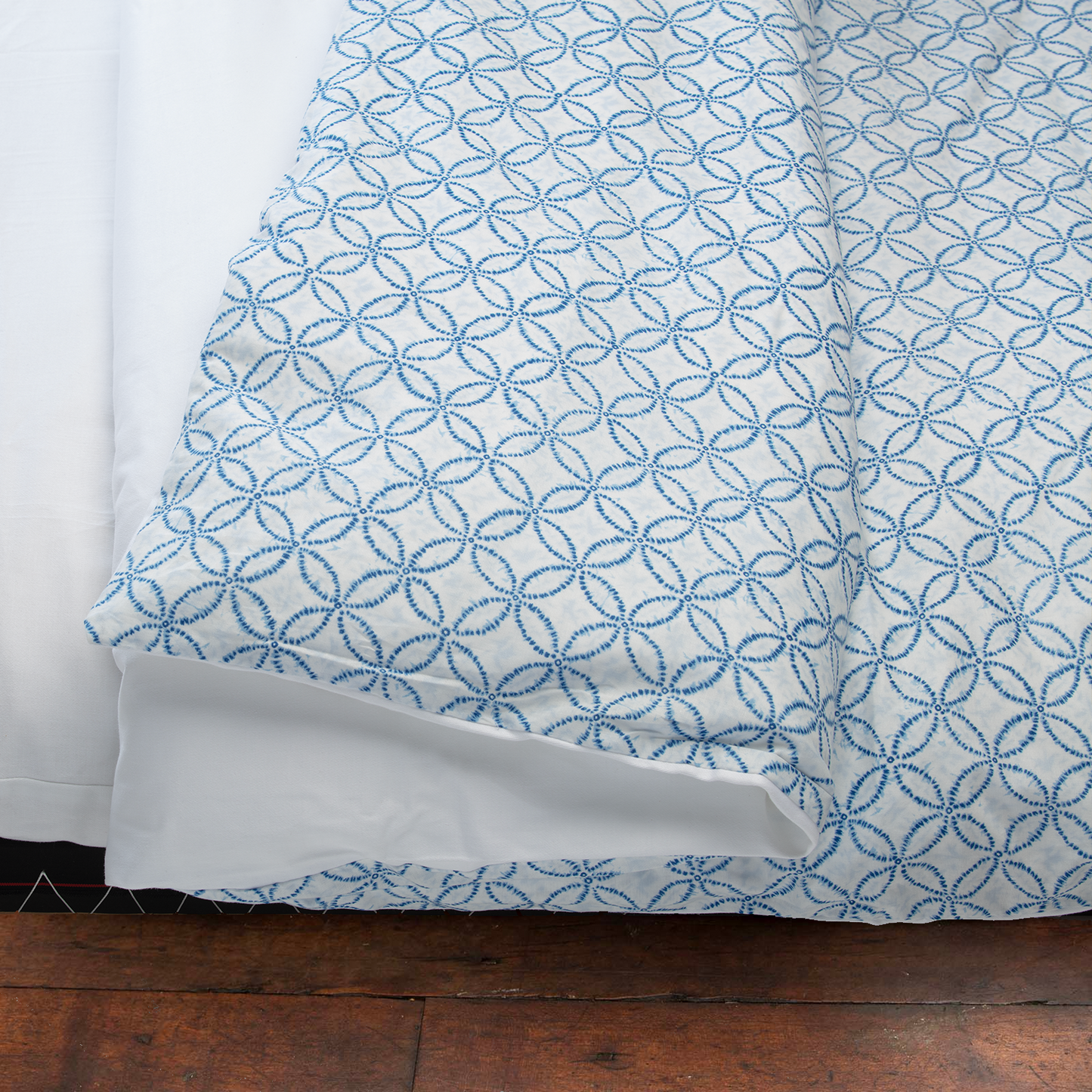 J-Life Taidai Light Blue Custom Kakefuton with Removable Cover_Kakefutons