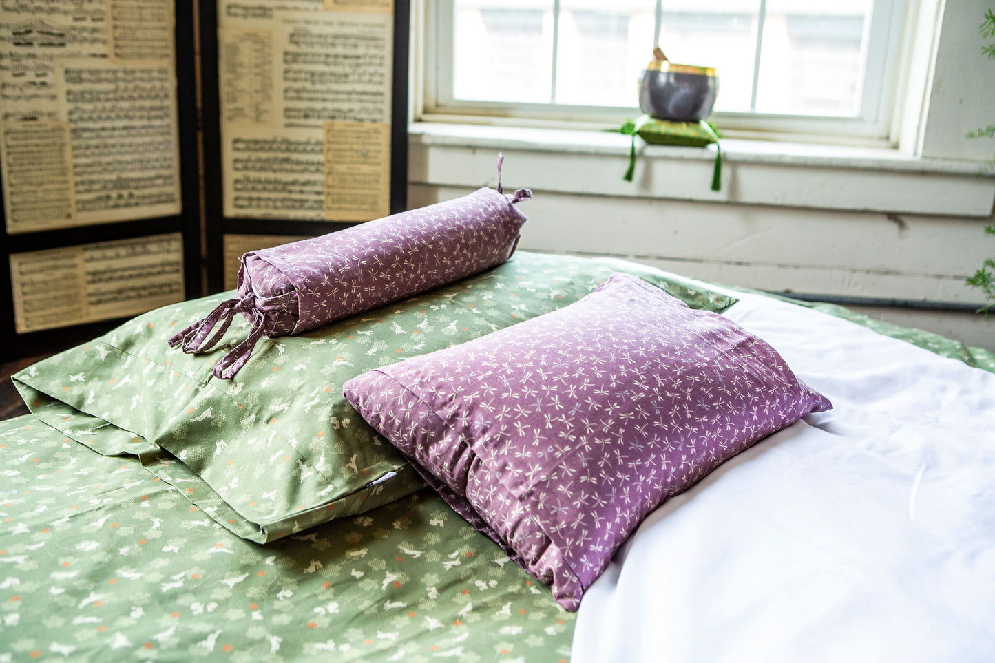 J-Life Usagi Green Pillowcase_Pillows & Shams